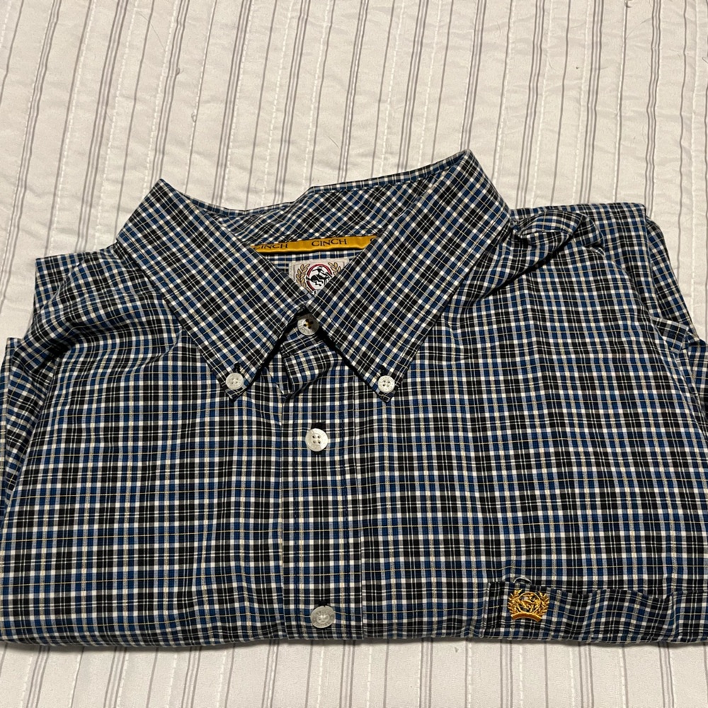 Men’s  XXL Cinch Button Down